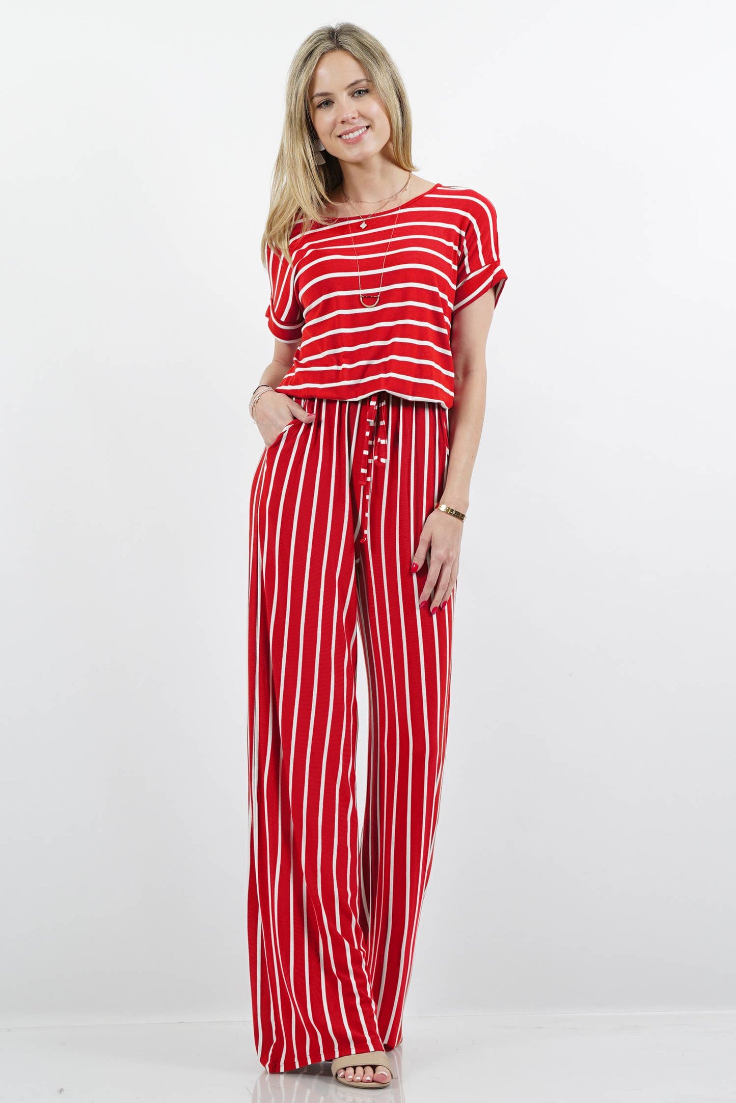 Striped jumpsuit /w elastic waist and pockets